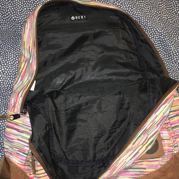 Colorful Roxy backpack. - Picture 3 of 4